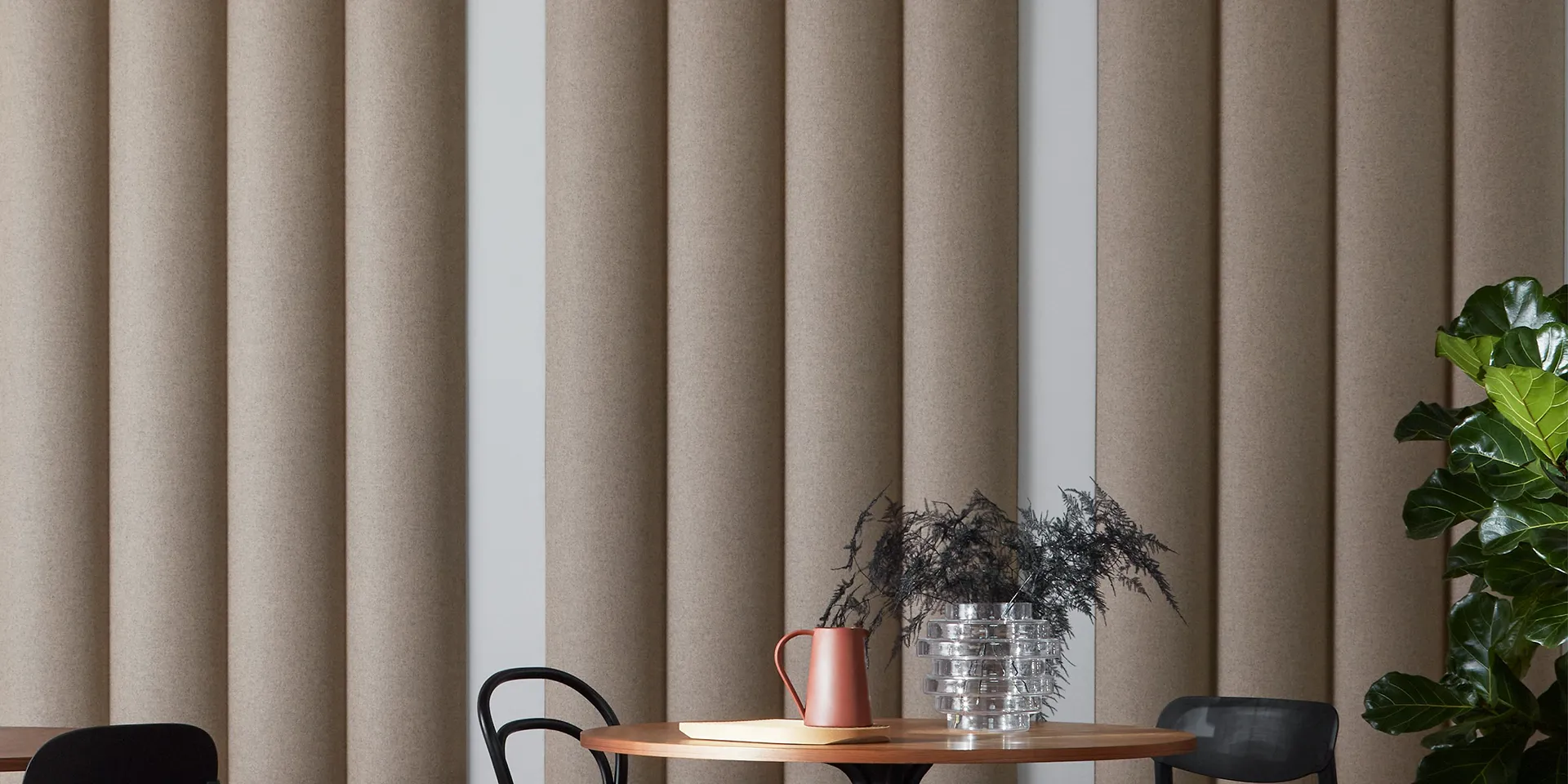 Abstracta Scala XL Wall Panel - Presentation Media