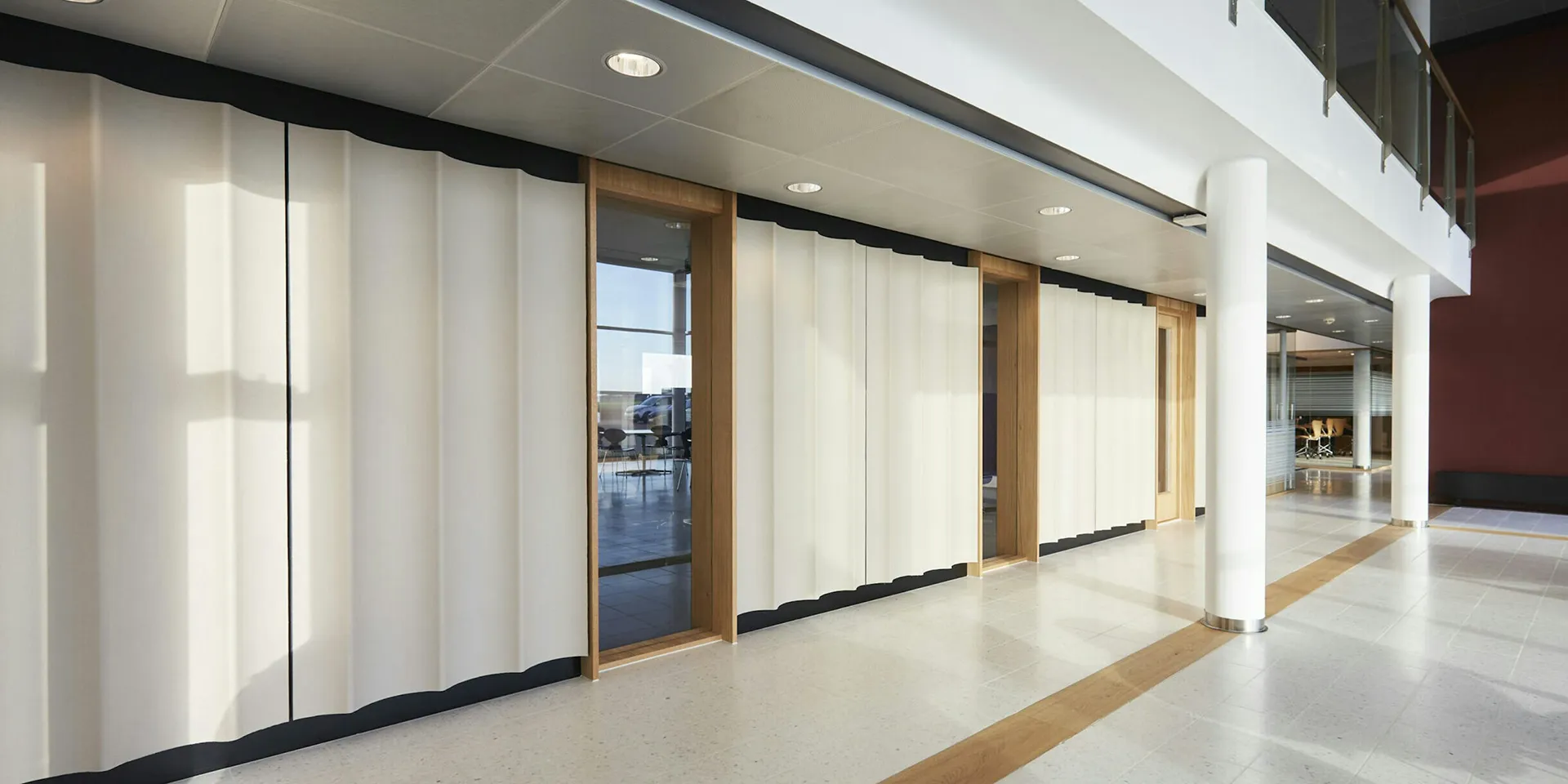 Abstracta Scala XL Wall Panel - Presentation Media