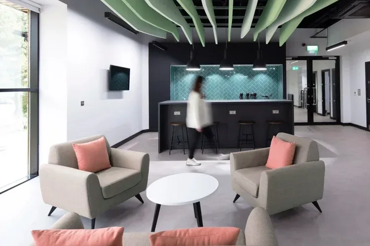Detroit sofas by Identity Furniture - Presentation Media
