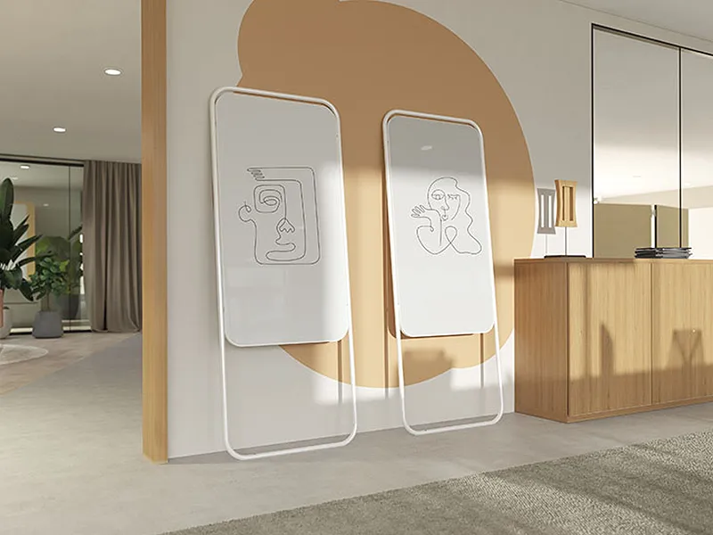 Presentation Media - Chameleon Momentum Whiteboard