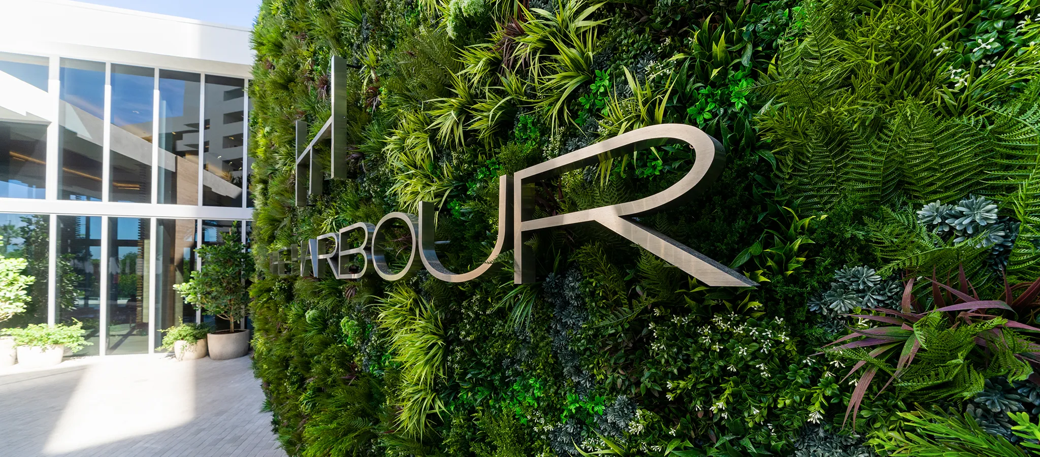Vistafolia Artificial Green Wall Panels - Presentation Media