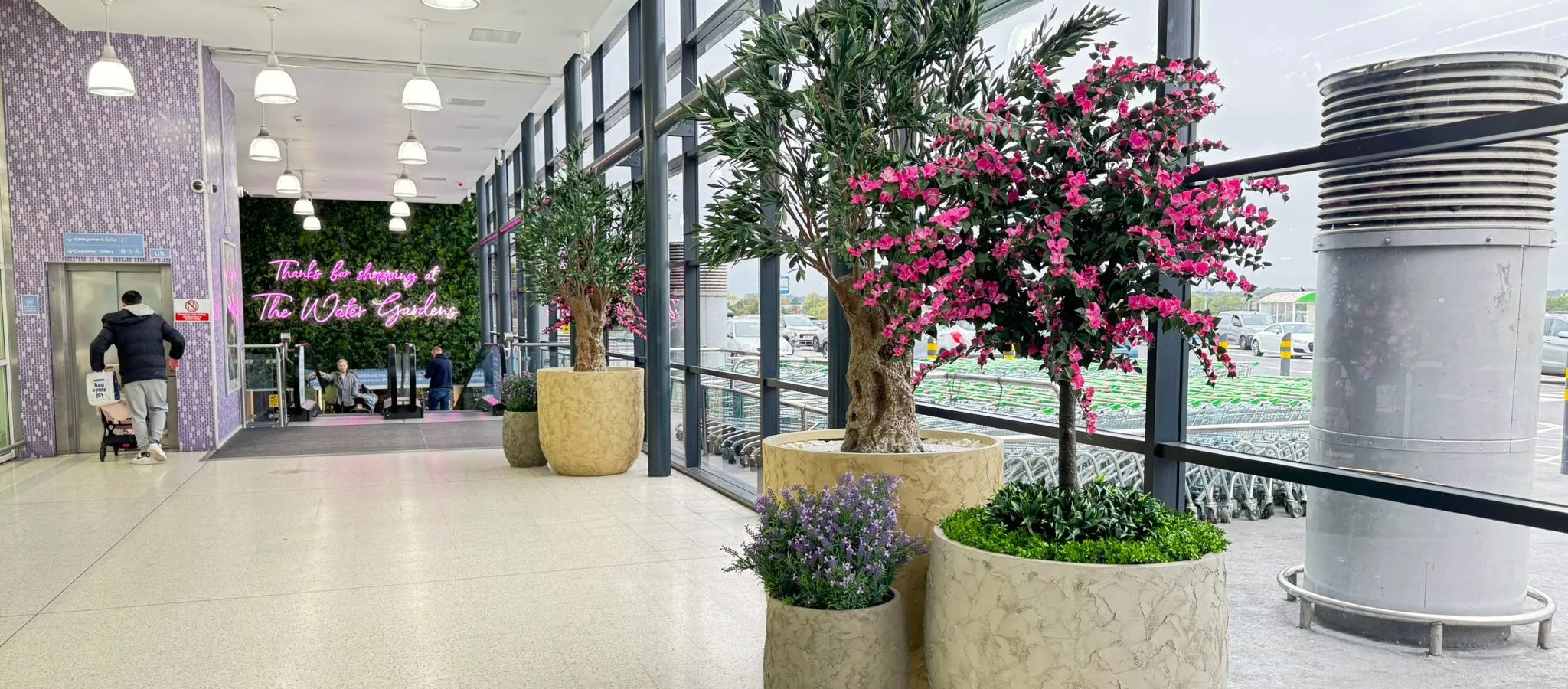 Vistafolia Artificial Trees and Bushes - Presentation Media
