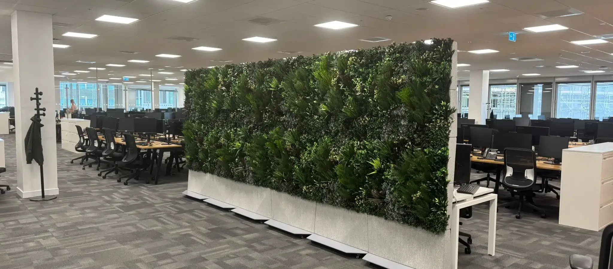 Vistafolia Modular Green Wall Partitions - Presentation Media