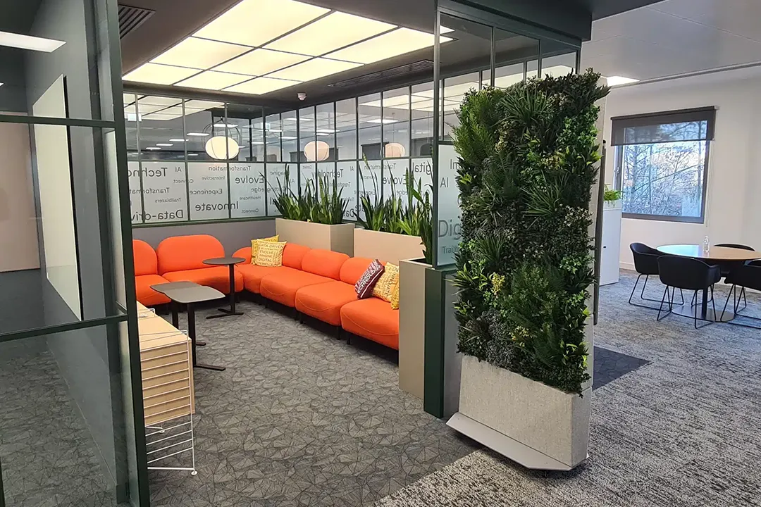 Vistafolia Modular Green Wall Partitions - Presentation Media