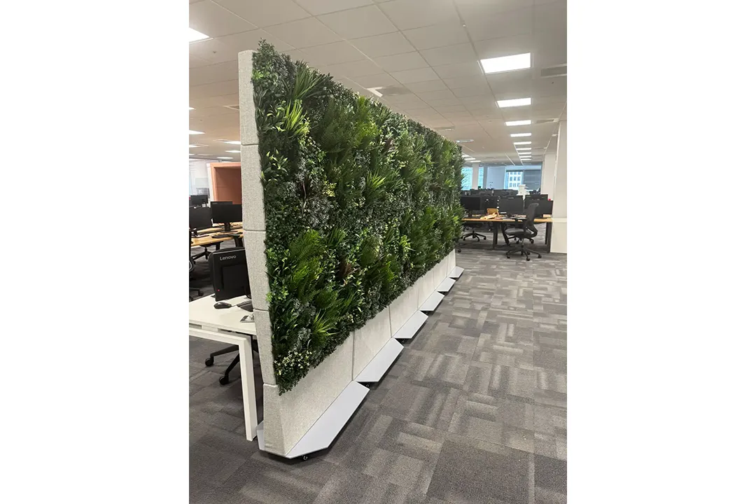 Vistafolia Modular Green Wall Partitions - Presentation Media