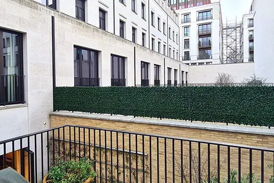 Vistafolia Luxury Boxwood Panel - Presentation Media