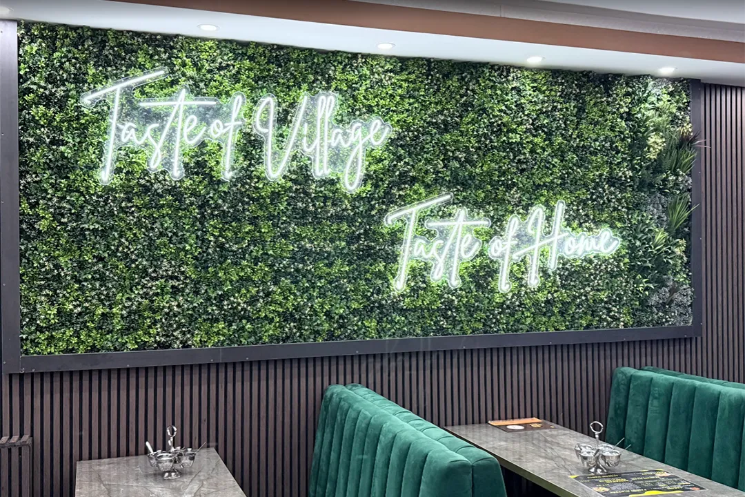 Vistafolia Luxury Flowering Panel - Presentation Media