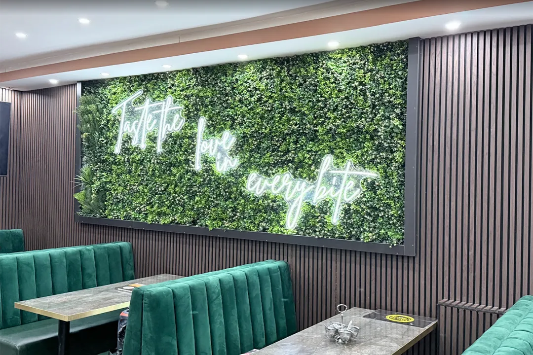 Vistafolia Luxury Flowering Panel - Presentation Media